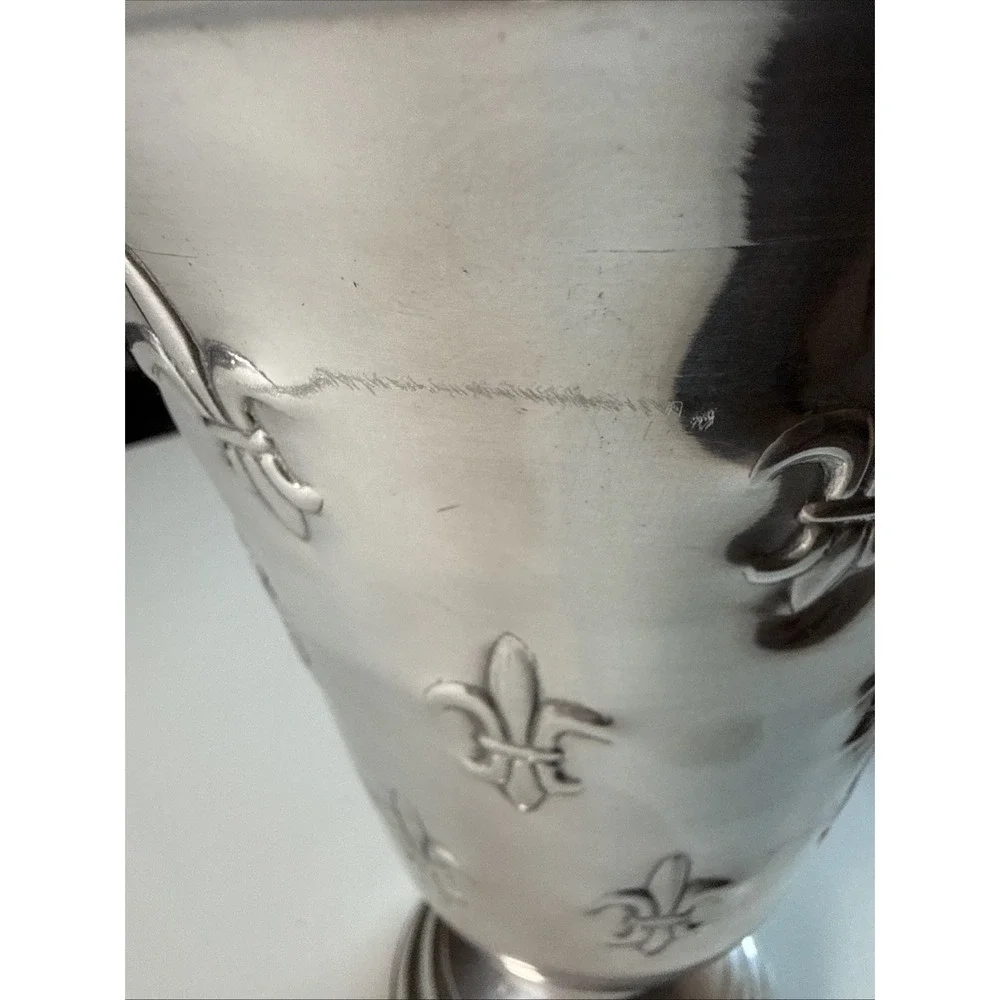 Vintage Fleur De Lis Silver Aluminum Pedestal Vase 10.5